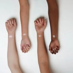 Essence What The Fake! Plumping Lip Filler Lipgloss 4,2 Ml 01 Oh My Plump! -Lip Make Up Winkel 1200x1200 2