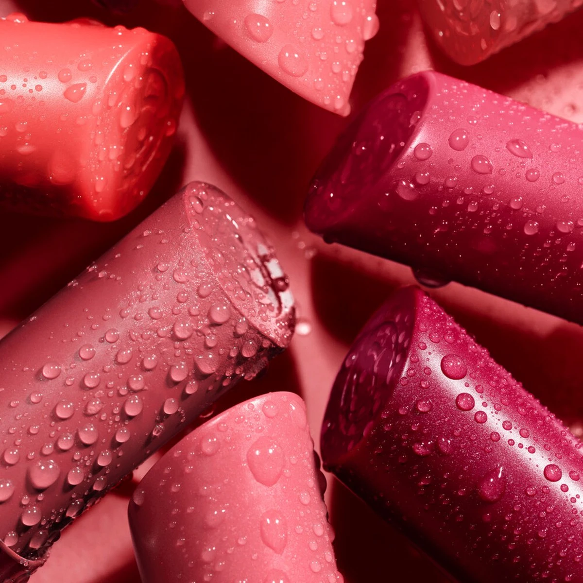 L'Oréal Paris Glow Paradise Balm-In-Lipstick - 351 Watermelon Dream - Lippenstift Rood 4 L'Oréal Paris Glow Paradise Balm-In-Lipstick - 351 Watermelon Dream - Lippenstift Rood - Afbeelding 4