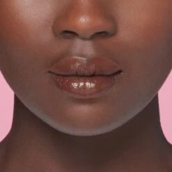 L’Oréal Paris Brilliant Signature Lippenstift - 301 Be Determined - Nude - Ultra Glanzend -Lip Make Up Winkel 1200x1200 630