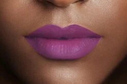 L'Oréal Paris Rouge Signature Lippenstift - 104 I Rebel - Paars - Matte Vloeibare Lipstick -Lip Make Up Winkel 1200x800 24