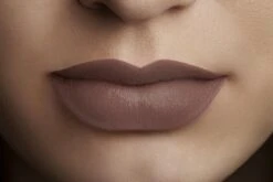 L'Oréal Paris Rouge Signature Lippenstift - 117 I Stand - Nude - Matte Vloeibare Lipstick -Lip Make Up Winkel 1200x802 1