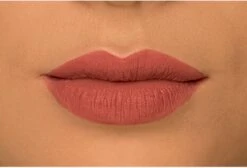 NYX Professional Makeup Soft Matte Lip Cream - CANNES - Lippenstift - 8 Ml -Lip Make Up Winkel 1200x815