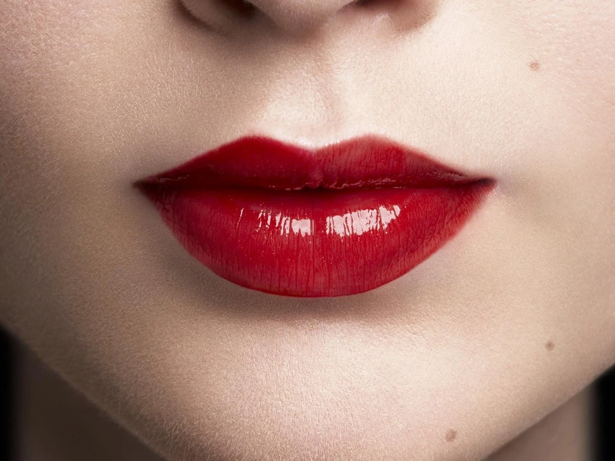 L'Oréal Paris Color Riche Shine Lippenstift - 352 BeautyGuru 3 L'Oréal Paris Color Riche Shine Lippenstift - 352 BeautyGuru - Afbeelding 3