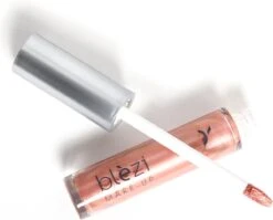 Blèzi® Lip Fix 03 Pure Nude - Lipstick - Lippenstift Langhoudend - Nude Licht Roze -Lip Make Up Winkel 1200x968 2