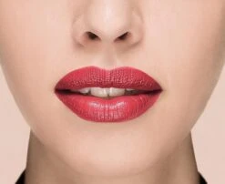 L'Oréal Paris X Isabel Marant Lippenstift - Limited Edition - 05 Pigalle Western - Rood 15 L'Oréal Paris X Isabel Marant Lippenstift - Limited Edition - 05 Pigalle Western - Rood -Lip Make Up Winkel 1200x979