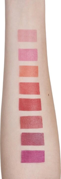 L'Oréal Paris Color Riche Matte Lippenstift - 101 Candy Silhouette 22 L'Oréal Paris Color Riche Matte Lippenstift - 101 Candy Silhouette -Lip Make Up Winkel 413x1200 6