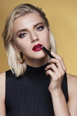 Max Factor Lipfinity Rising Stars Lippenstift - 088 Starlet -Lip Make Up Winkel 799x1200 10