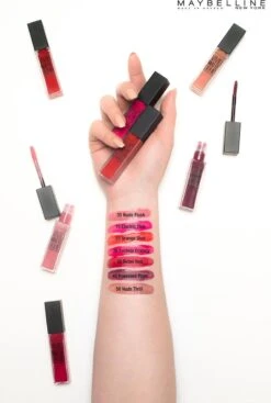 Maybelline Vivid Matte Liquid - 35 Rebel Red - Rood - Lippenstift -Lip Make Up Winkel 808x1200 11