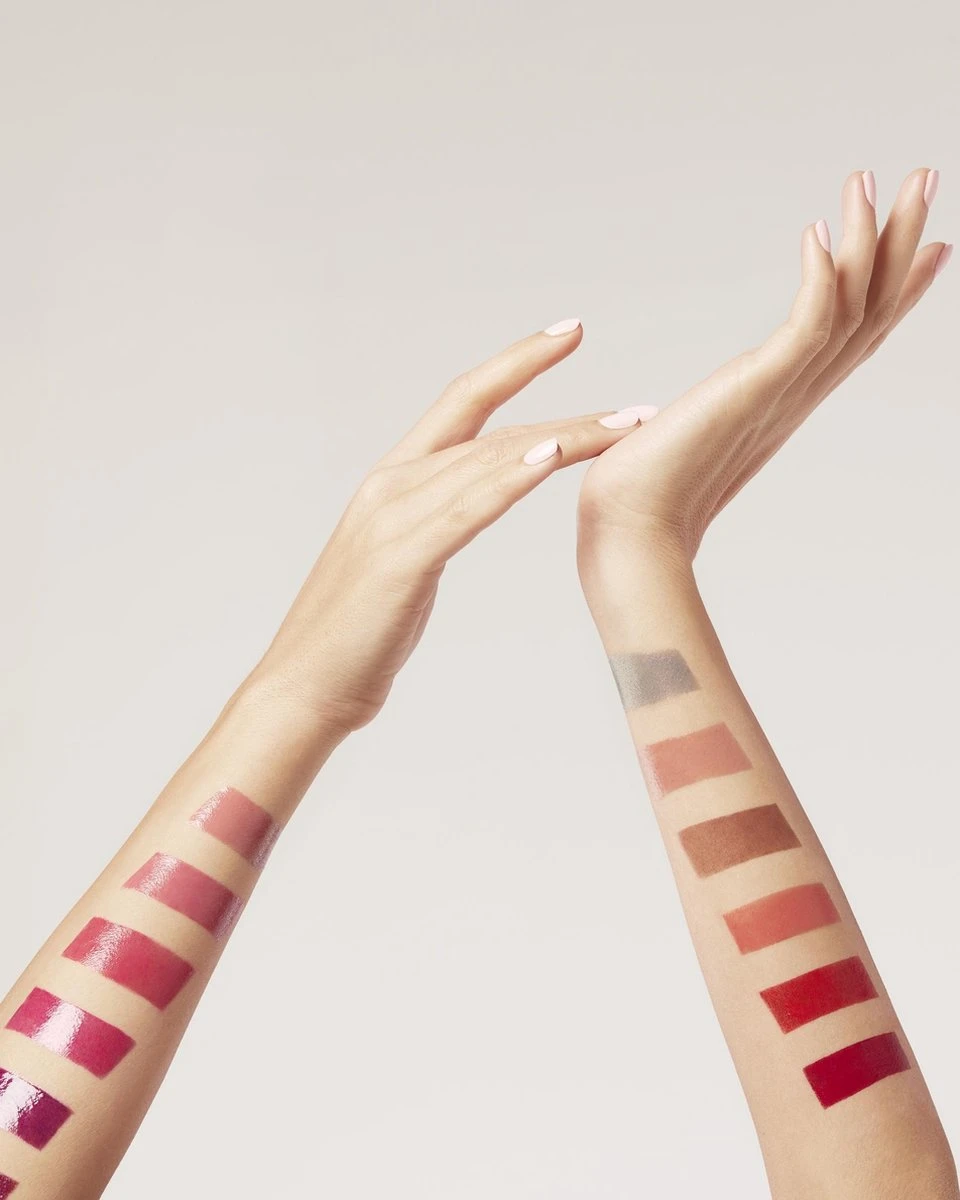 L'Oréal Paris Color Riche Shine Lippenstift - 352 BeautyGuru 6 L'Oréal Paris Color Riche Shine Lippenstift - 352 BeautyGuru - Afbeelding 6