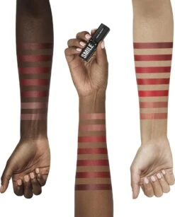 L'Oréal Paris X Isabel Marant Lippenstift - Limited Edition - 05 Pigalle Western - Rood 19 L'Oréal Paris X Isabel Marant Lippenstift - Limited Edition - 05 Pigalle Western - Rood -Lip Make Up Winkel 965x1200 3